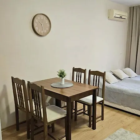 דירה Chateau Valon סאני ביץ'